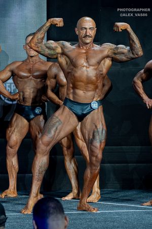 CLASSIC  PHYSIQUE новички